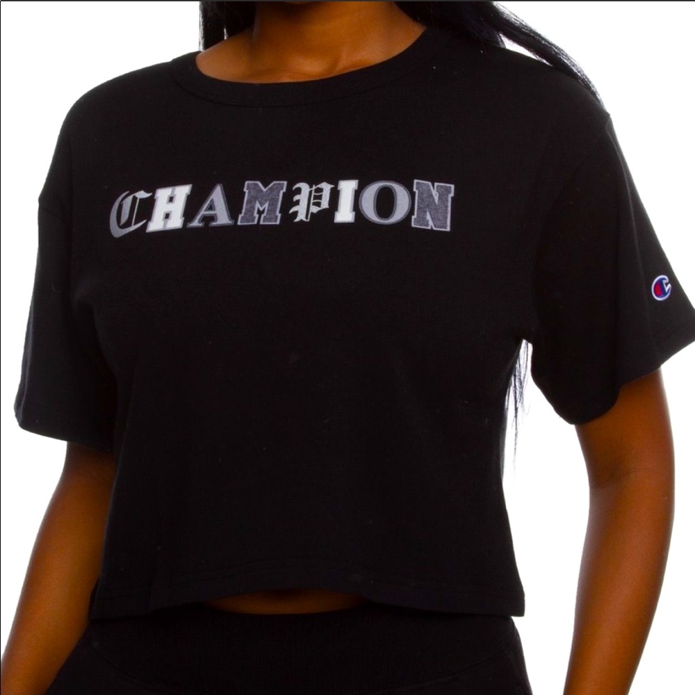 🆕 CHAMPION CROP TOP